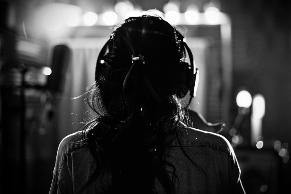 Back shot Noona Benda DONE Noona Benda | Nederlandse Voice-Over | Vrouw Back shot Noona Benda DONE Noona Benda | Nederlandse Voice-Over | Vrouw